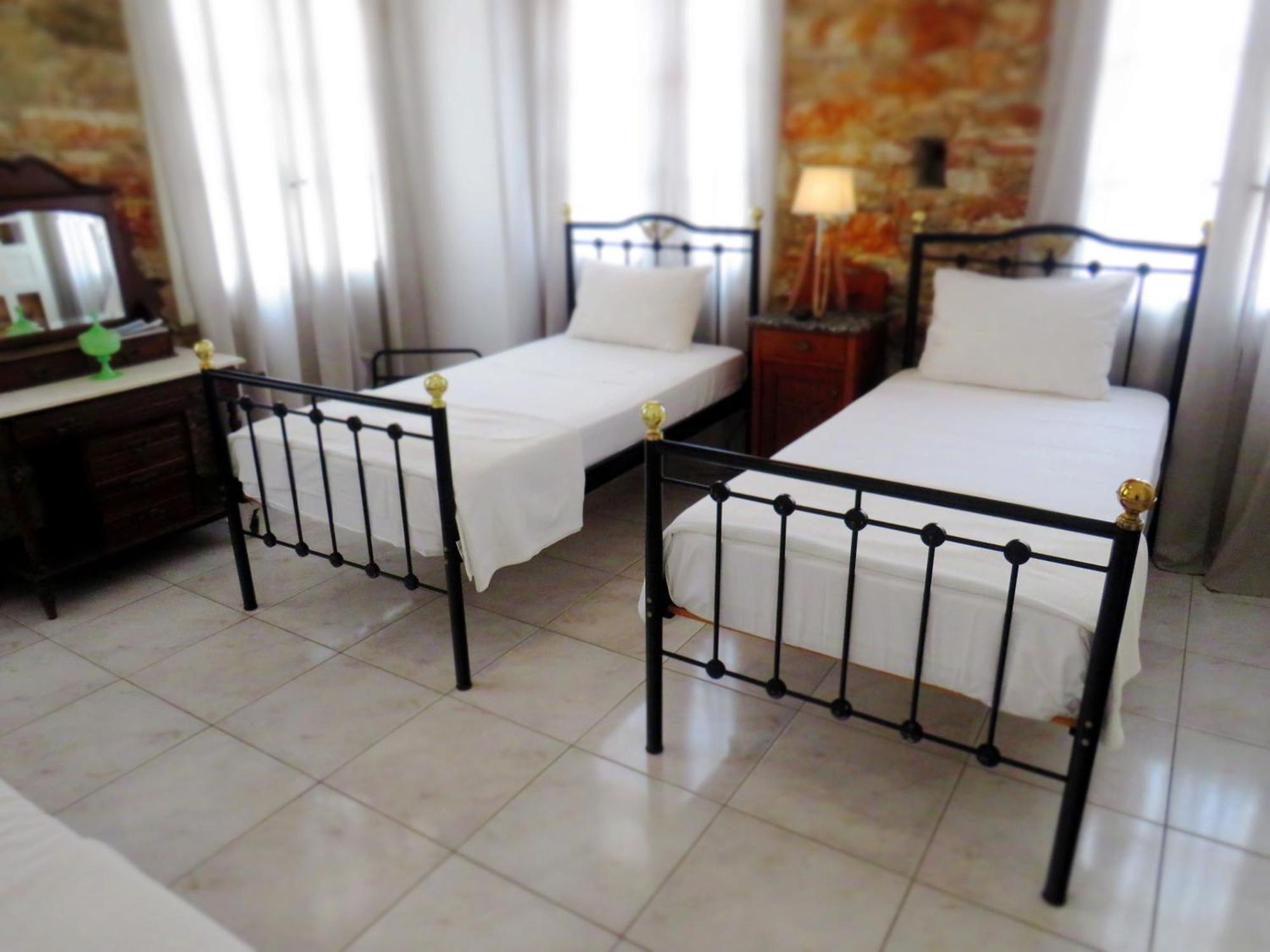 Axilleion Boutique Hotel แอร์มูโปลี ภายนอก รูปภาพ