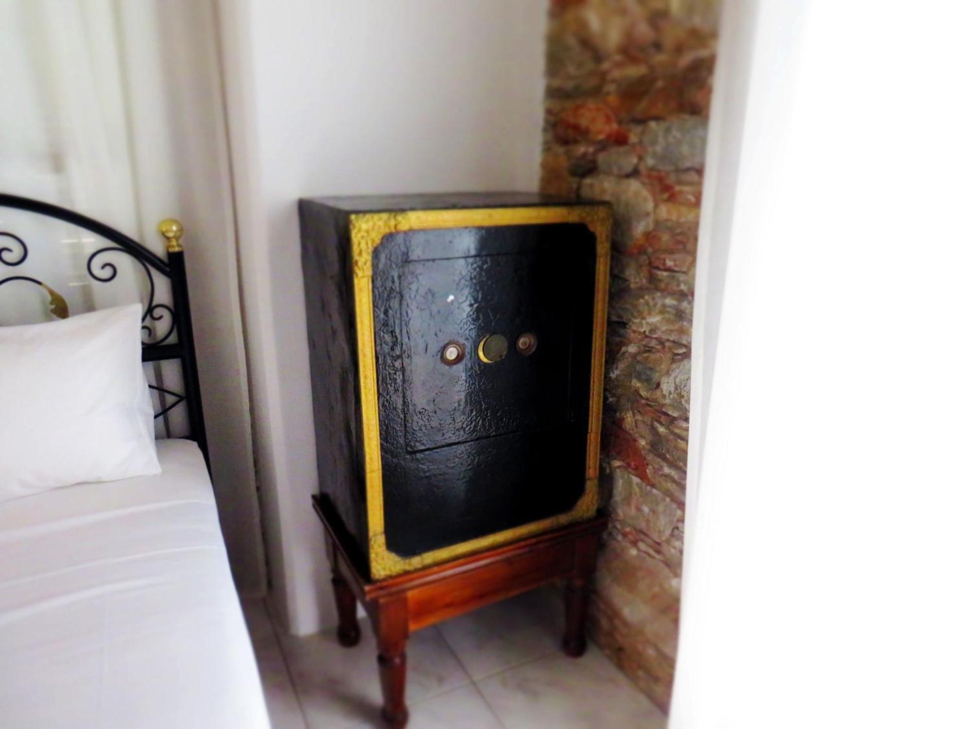Axilleion Boutique Hotel แอร์มูโปลี ภายนอก รูปภาพ
