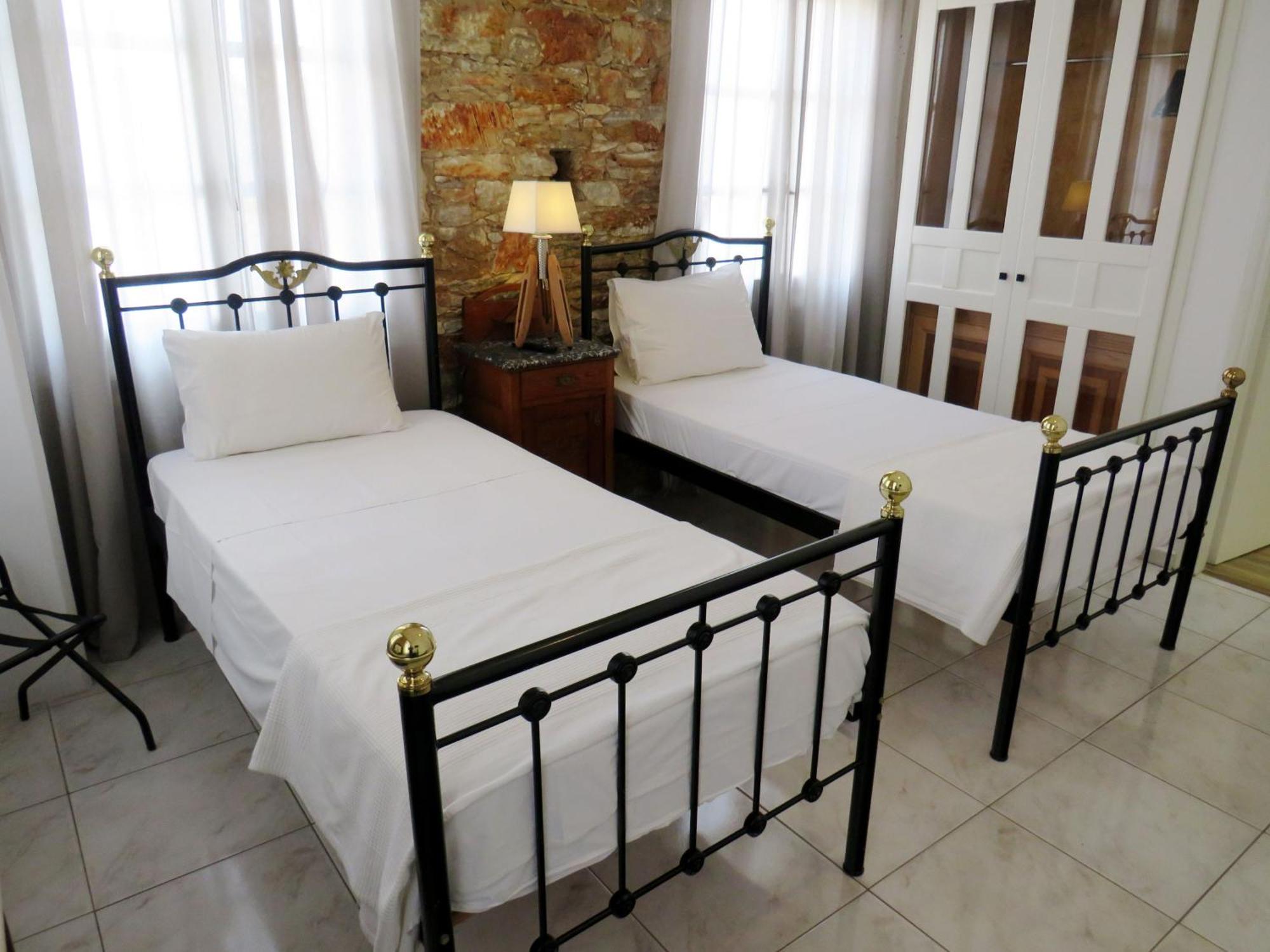 Axilleion Boutique Hotel แอร์มูโปลี ภายนอก รูปภาพ